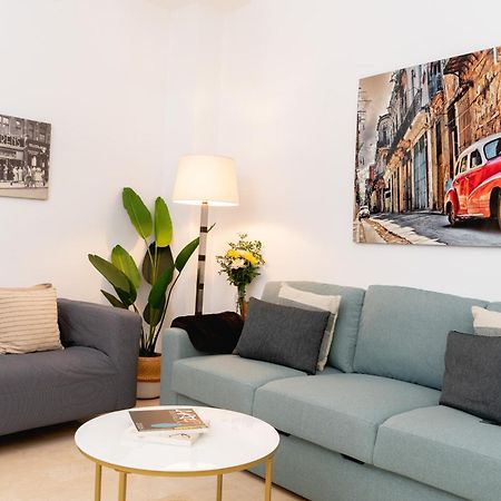Apartamento Castilla 61 Sevilla Dış mekan fotoğraf